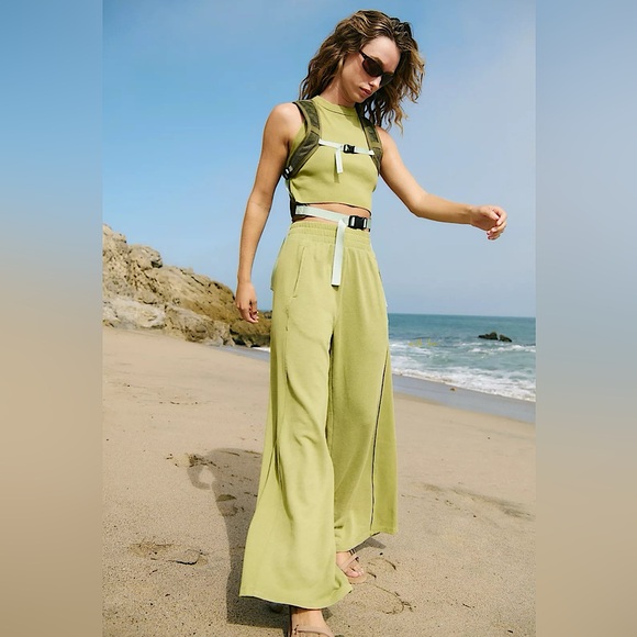 NEW Free People Go To Set - Picture 2 of 12